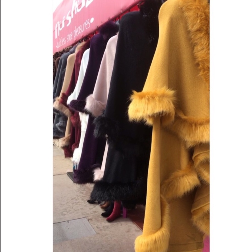 LUXURY Burgundy Wine Colored Double Layer Faux Fur CAPE Coat - Picture 7 of 8